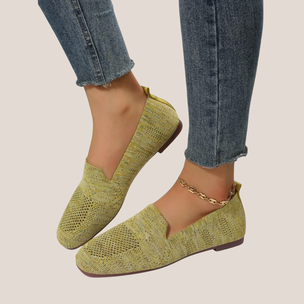 SERENZA™ | COZY FLATS