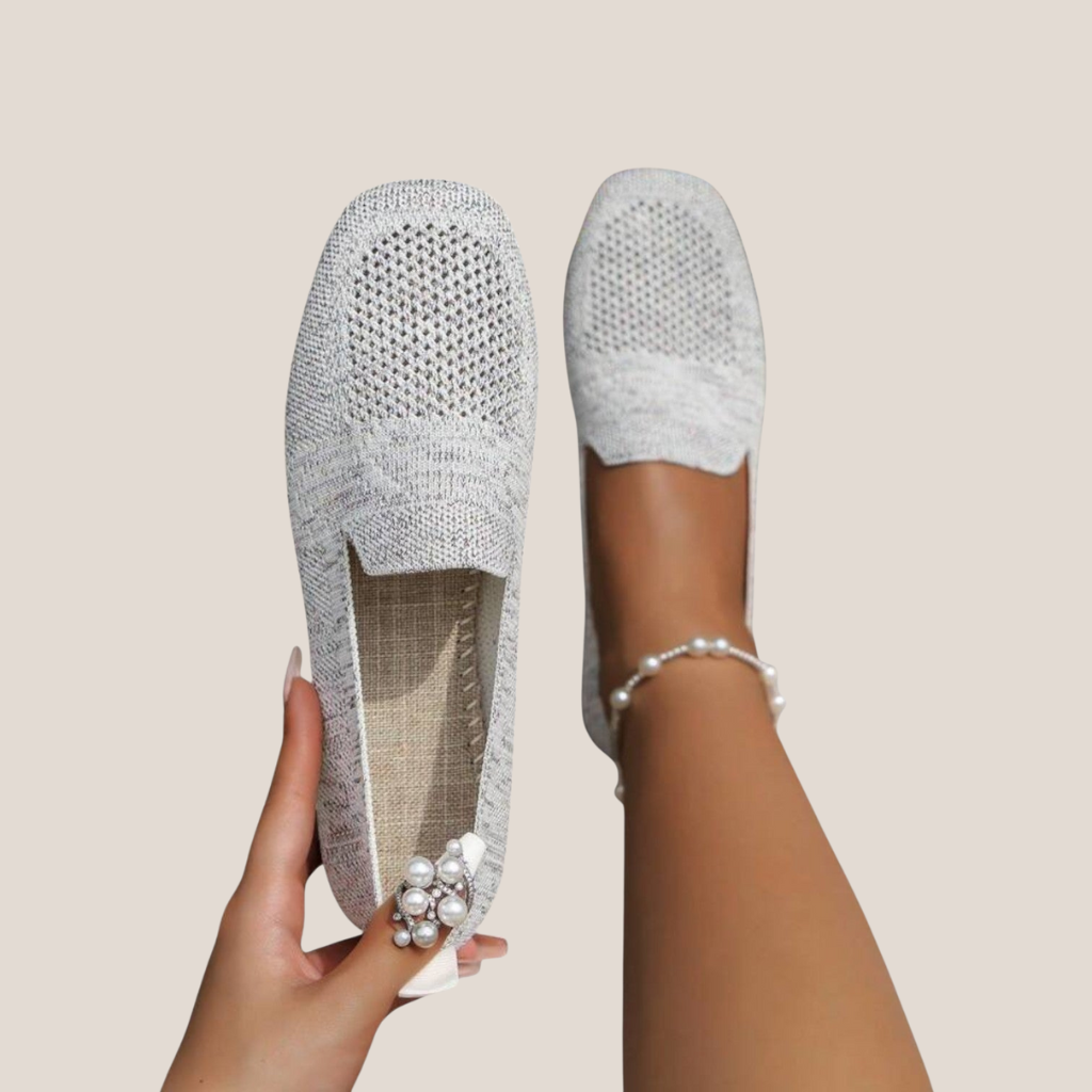 SERENZA™ | COZY FLATS