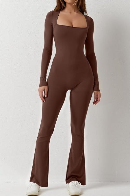 REVAINE – SOLID BODYFIT JUMPSUIT