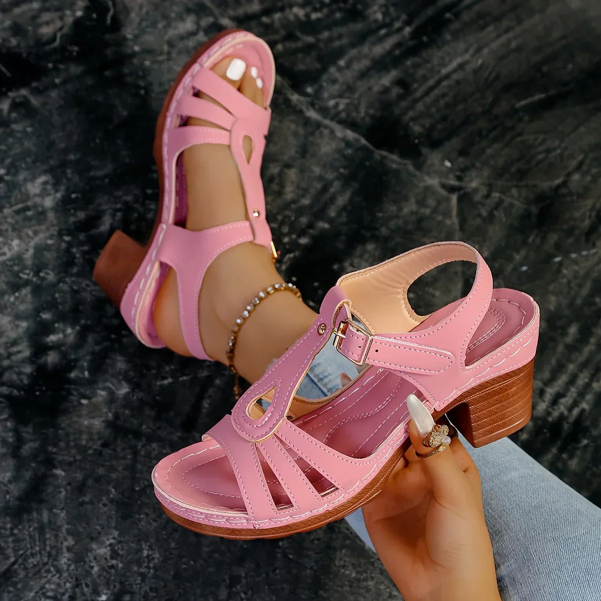 VOGAVITA™ | ORTHOPEDIC PLATFORM SANDALS WITH STYLISH SUPPORT