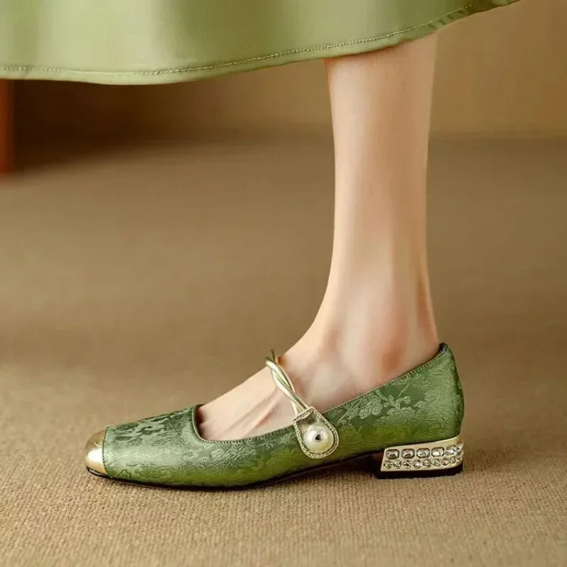 ALVINA™ | REFINED DETAIL SANDALS WITH CUSHIONED COMFORT