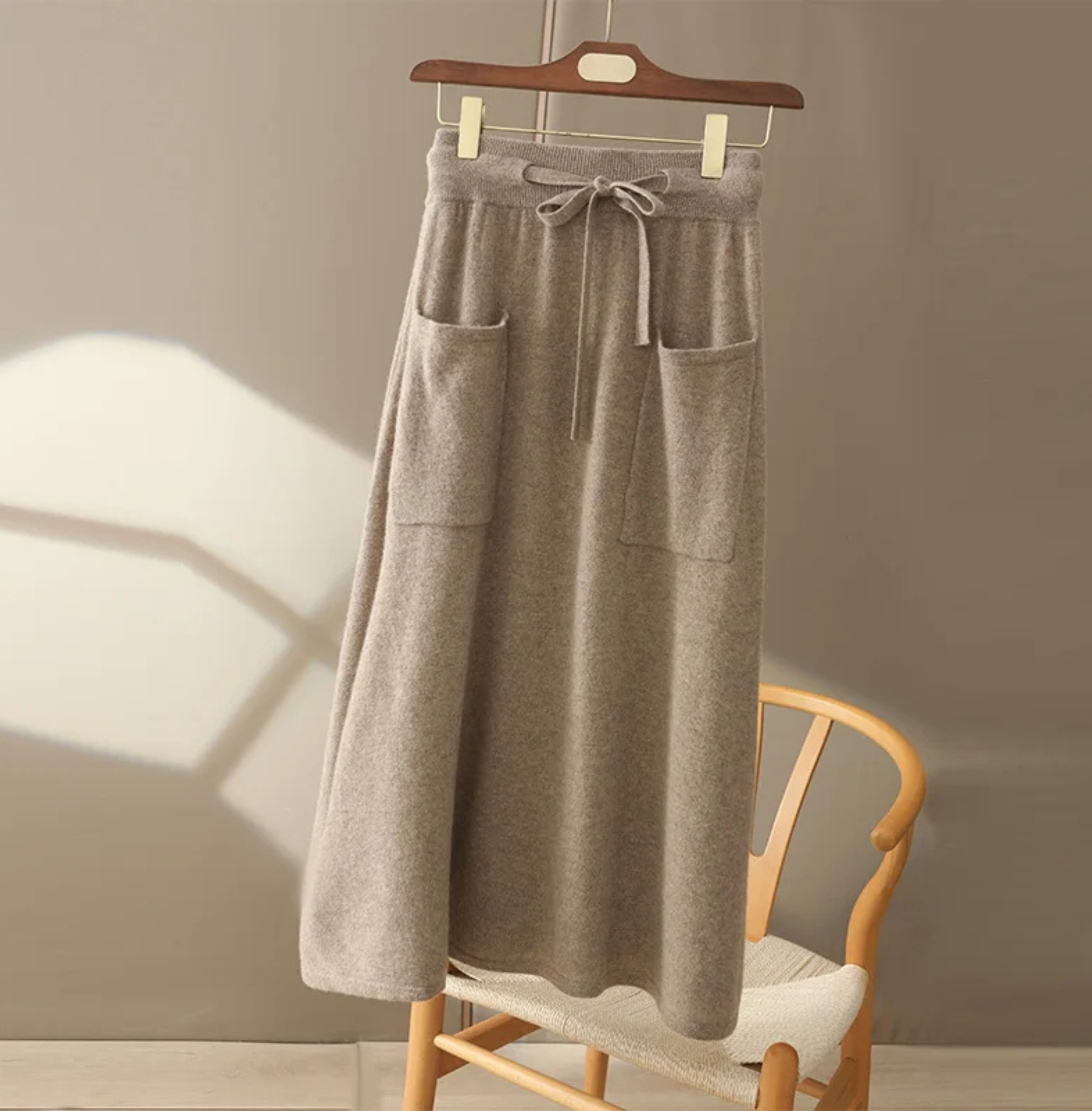 Vienna Cashmere Midi-Skirt
