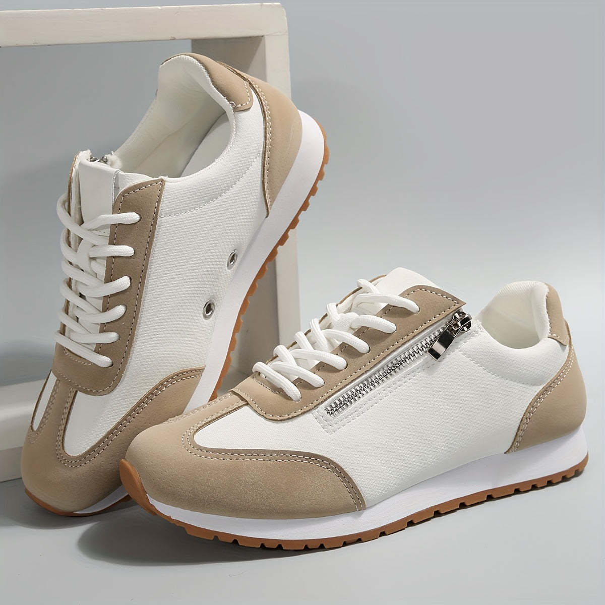 LYVORA™ | ORTHOPEDIC SUPPORT SHOE FOR EVERYDAY COMFORT