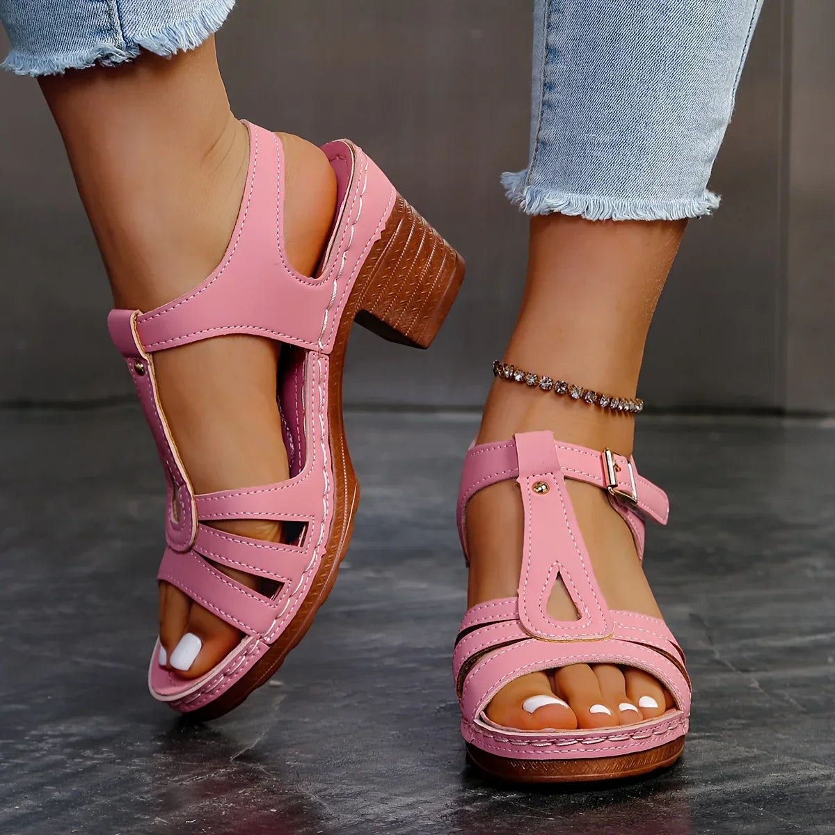 VOGAVITA™ | ORTHOPEDIC PLATFORM SANDALS WITH STYLISH SUPPORT