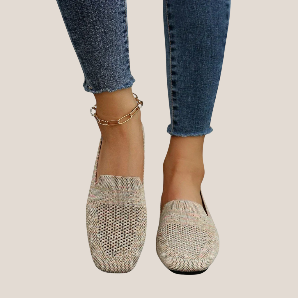SERENZA™ | COZY FLATS
