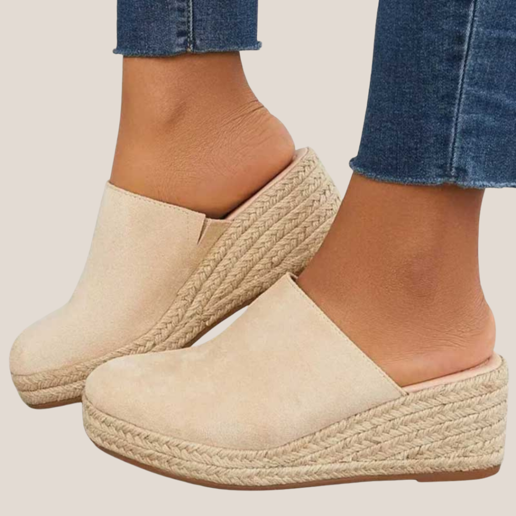 SORELIA™ | ELEGANT WEDGE SLIP-ON SHOES