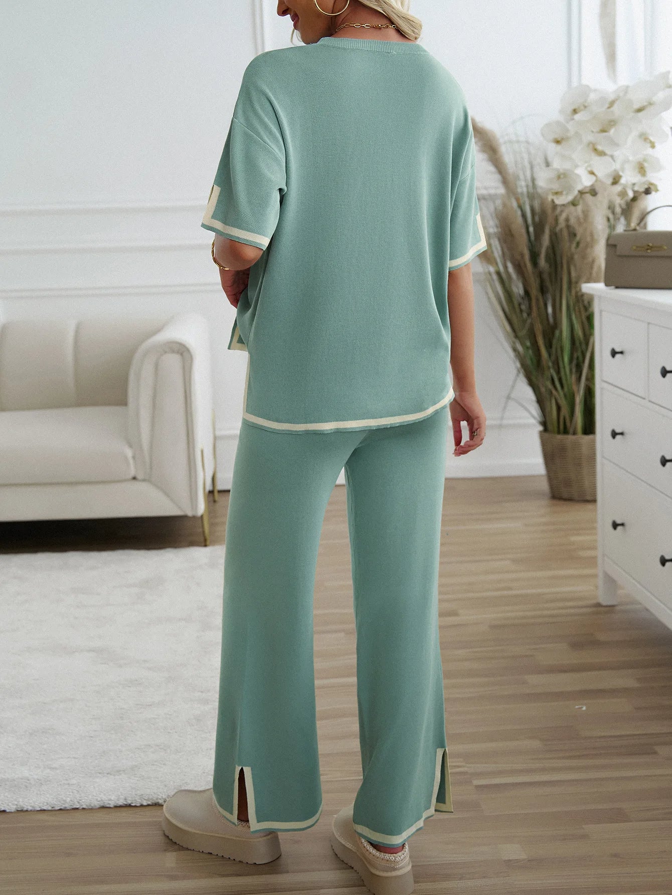 Soothe Soft Lounge Set