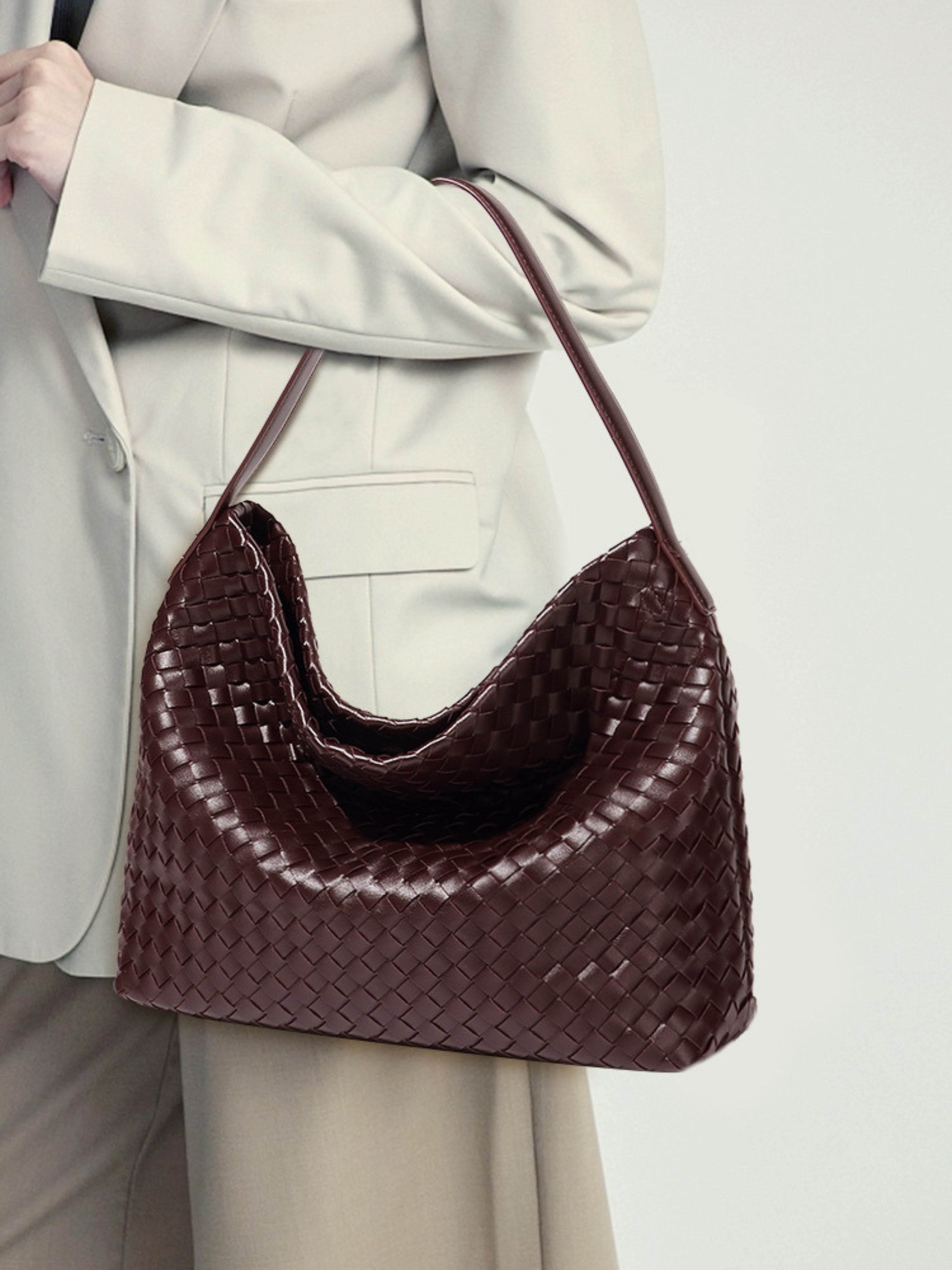 MAELYN – VERSATILE TOTE BAG