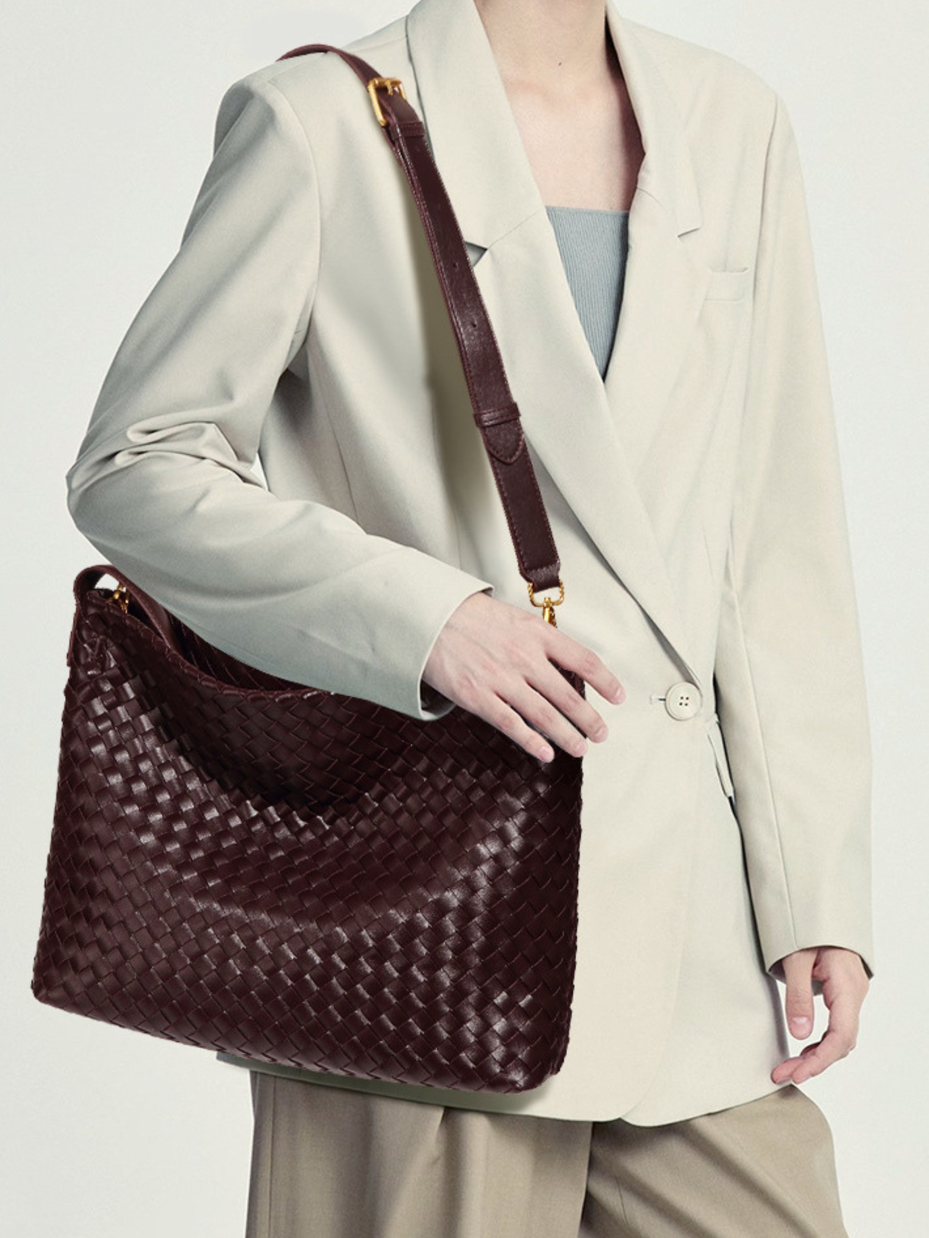 MAELYN – VERSATILE TOTE BAG