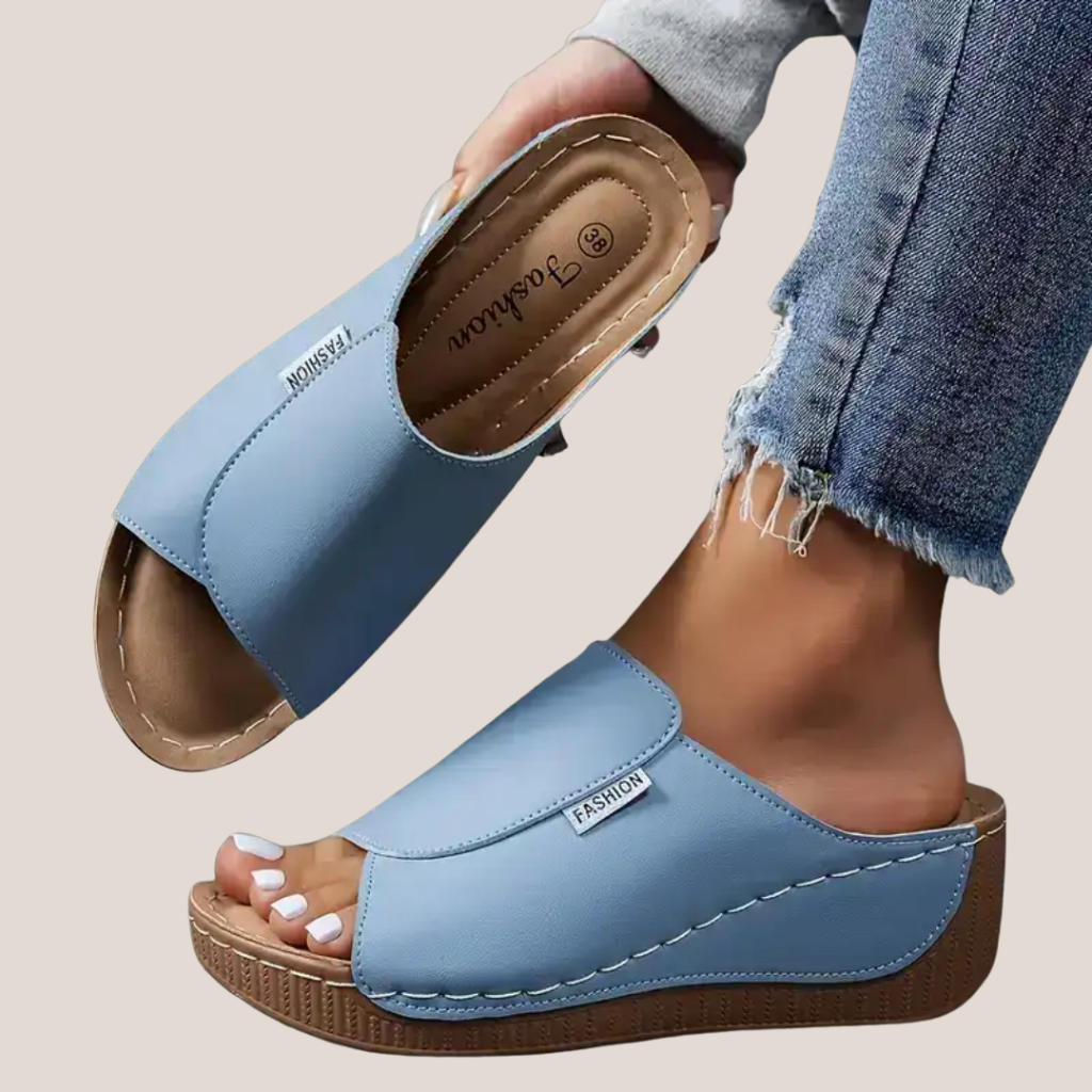 CASSARA™ | ORTHOPEDIC-STYLE SANDALS