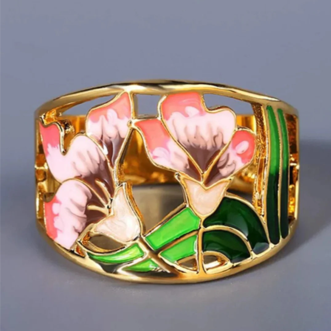 Vintage Gold Ring with Floral Enamel